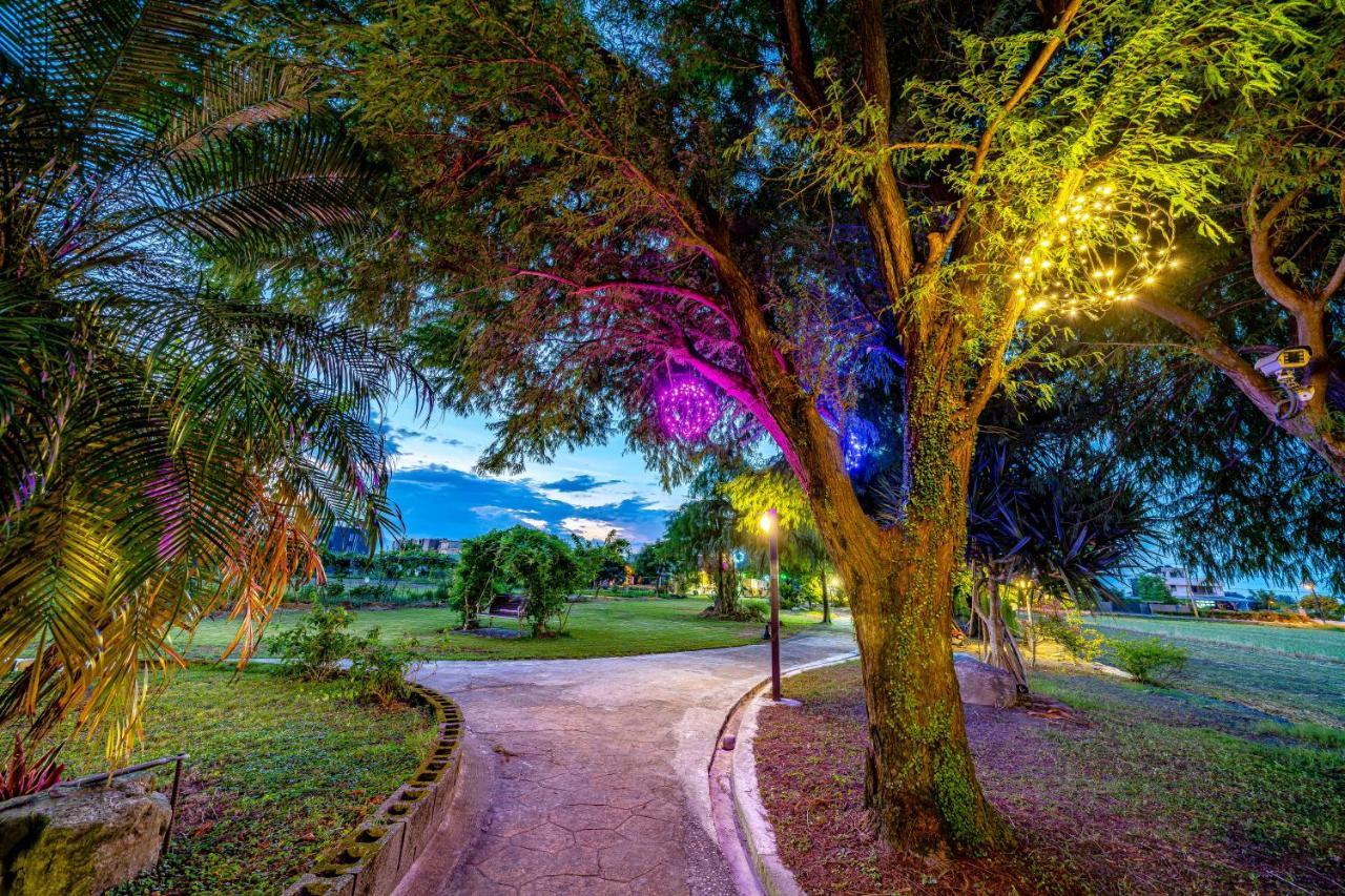 Rainbow Garden B&B Дуншань Экстерьер фото
